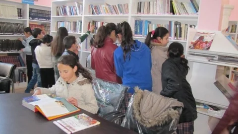 Öğrencilerin Kütüphane Ziyareti