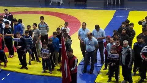 Okullar Arası Güreş Müsabakaları Ortaca'da Başladı