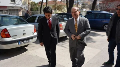 Emekli Genelkurmay Başkanı Özkök'ten Urla Kaymakamına Ziyaret