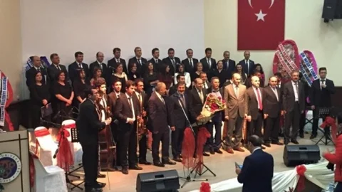 Tıp Kadrosundan Tıp Korosu