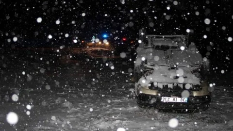 Otomobil Takla Attı 1 Ölü 3 Yaralı