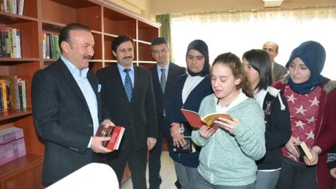 Doğan Öğrencilere Tavsiyeler Verdi