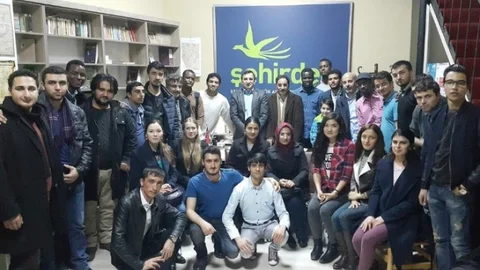 Uluslararası Öğrenciler Akademisi Şehirder'de