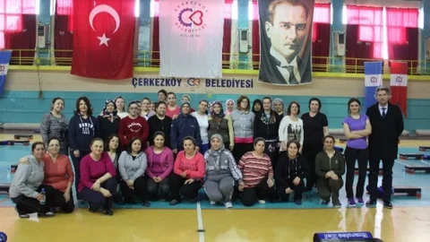 Belediyeden Ev Hanımlarına Ücretsiz Kurs