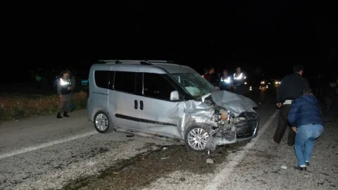 Bayındır'da Zincirleme Kaza 1 Ölü 6 Yaralı