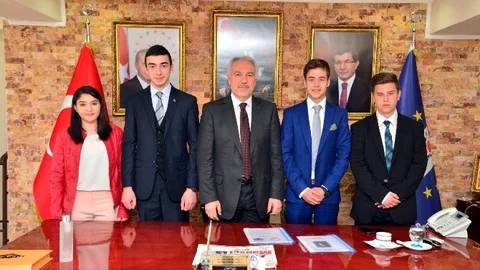 Başkan Kamil Saraçoğlu Gençlerin Çalışma Heyecanı Beni Mutlu Etti