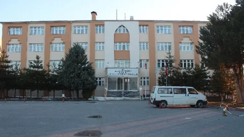 Beyşehir'e Aşçılık Ve Yerel Yönetimler Bölümü