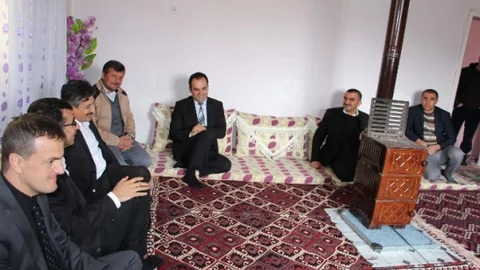 Çatak'ta 2 Öğrenci Okula Kazandırıldı