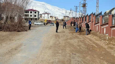 TOKİ Ve Yüksekokul Yolunda Çalışmalar Başladı