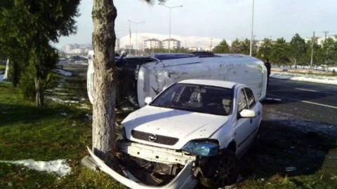 Kayseri'de Trafik Kazası 17 Yaralı
