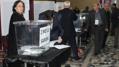 AK Parti Elazığ İl Başkanlığı Seçimler Öncesi 2. Temayül Yoklamasını Yaptı