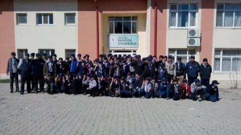 Beyşehir'de İzcilik Eğitim Kampları Sürüyor