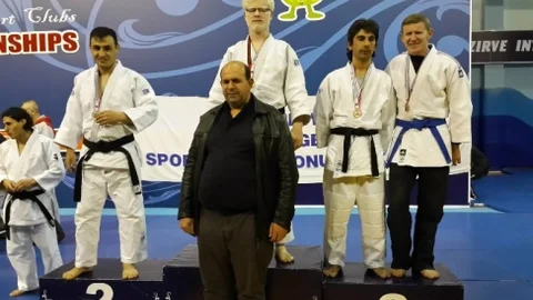 Şampiyon Görme Engelli Sporculardan Vali Bektaş'a Ziyaret