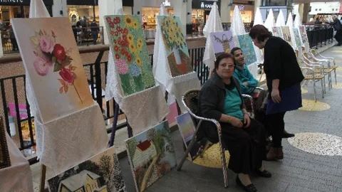 Yaşlıların Yaptığı Eserler Büyüledi