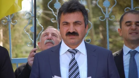 BES'ten Meteoroloji İl Müdürlüğü Önünde Basın Açıklaması