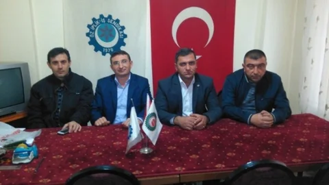 Öz İplik-Iş'te Faik Apaydın Dönemi