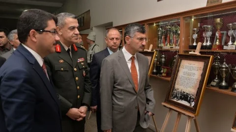 Fotoğraflarla Çanakkale Sergisi Açıldı