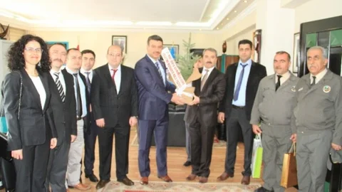 Erzincan Belediyesi 2015'te 15 Binden Fazla Fidanı Toprakla Buluşturuyor