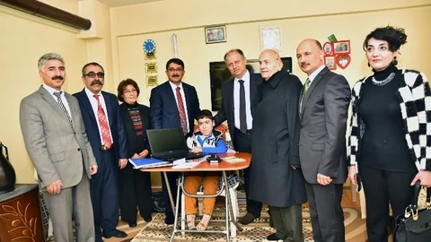 Şehzadeler‘De Sporculara Destek