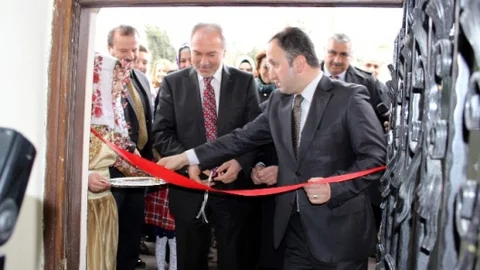 Hamam Kütüphane Oldu