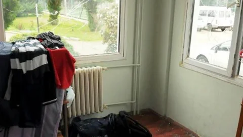 Taraftarlar Altay Tesisleri'ne Saldırdı