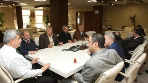 Başkan Karaosmanoğlu Gebze Muhtarlar Derneği'ni Ağırladı