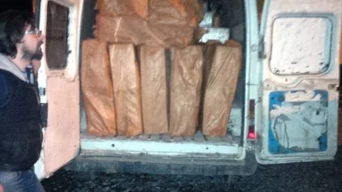 Hakkari'de 74 Bin Paket Sigara Ele Geçirildi