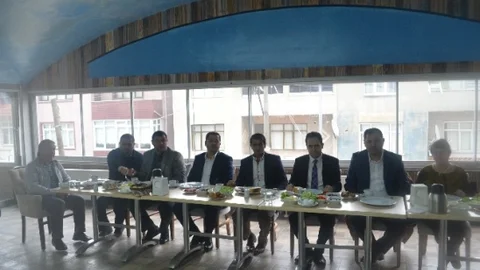 Kapaklı'daki Emlakçılar Bir Araya Geldi