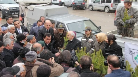 Orman Haftasında Bin Fidan Dağıtıldı
