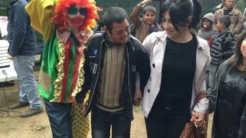 Gençlerden Down Sendromlu Çocuklara Eğlence