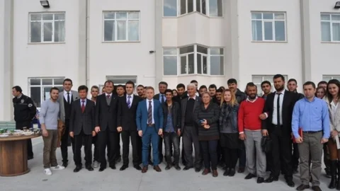 Kaymakam Tanrıkulu Üniversitesi Öğrencilerinin Sorunlarını Dinledi
