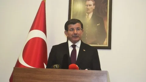 Başbakan Davutoğlu'dan Polemik Ve Çözüm Süreci Açıklaması