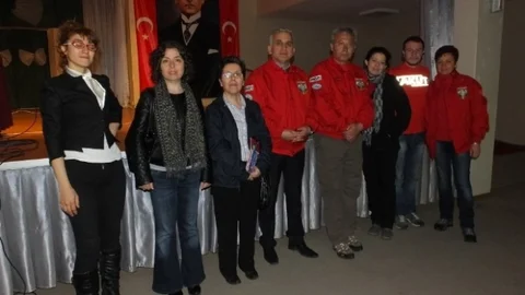 Burhaniye'de Öğrenciler Deprem Konferansına Katıldı