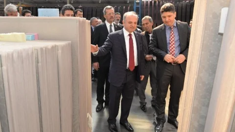 Vali Çakacak Fabrika Gezdi