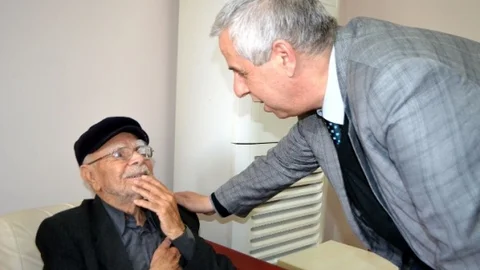 Söke Belediye Başkanı Süleyman Toyran'dan Huzur Evi Ziyareti