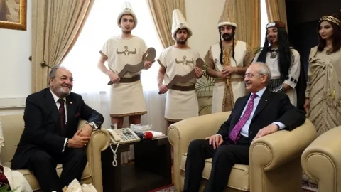 Huttuşa Heyeti Mecliste