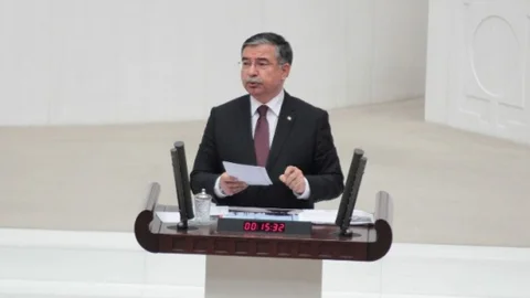 MHP'nin Bakanlar Kurulu İle İlgili Gensoru Önergesi Kabul Edilmedi