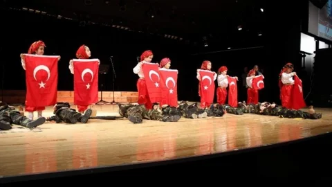 Tekden Öğrencileri'nden ‘Bir Hilal Uğruna Şühedanın İzinde' Programı