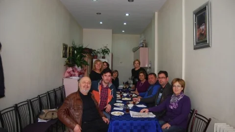 Malkaralı Türk Kadınlar Birliği Üyelerinden Gazetecilere Mantı Sürprizi