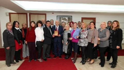 Esat Sakinleri Yaşar'ı Ziyaret Etti