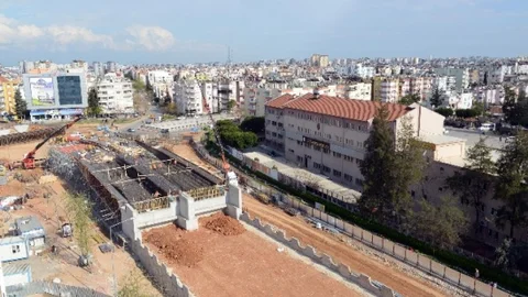 Mevlana Üstgeçişi Hızla Yükseliyor