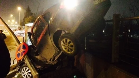 Milyonda Bir Oldu Emniyet Kemeri Takmadı Hayatı Kurtuldu