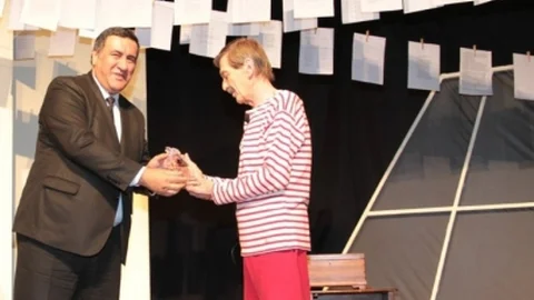 ''ferhangi Şeyler'' Oyunu Kartallı Tiyatroseverlerle Buluştu