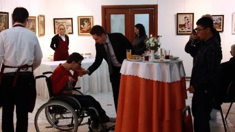 Engelli Çocuklar Hayallerini Çizdi