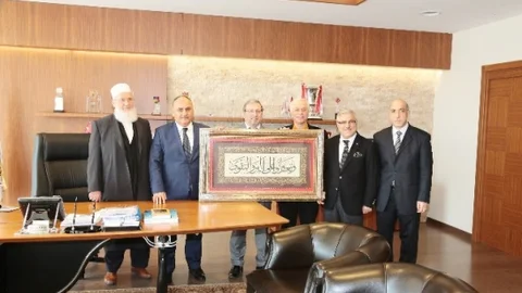 Türkiye Diyanet Vakfı'ndan Başkan Hasan Can'a “Iyilik Ödülü”