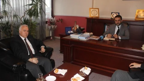 Ünsal'dan MÜSİAD'a Ziyaret