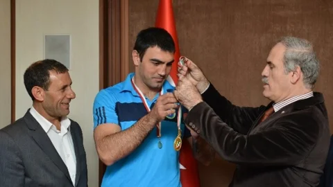 Altepe'den Şampiyona Altın