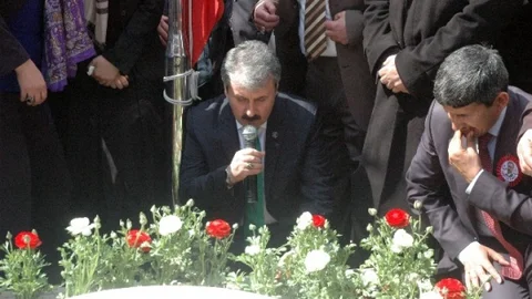 Muhsin Yazıcıoğlu Kabri Başında Dualarla Anıldı