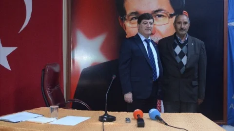 CHP'li Meclis Üyesi AK Parti'ye Katıldı
