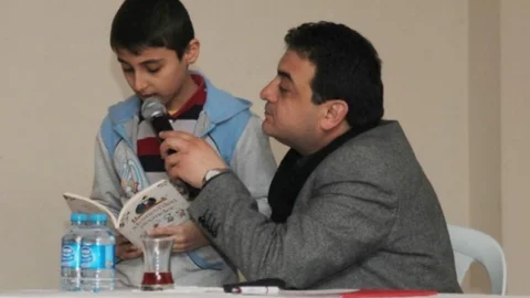 '1 Yazar 1000 Okur' Buluşmalarında Yazar Vural Kaya Konuk Oldu